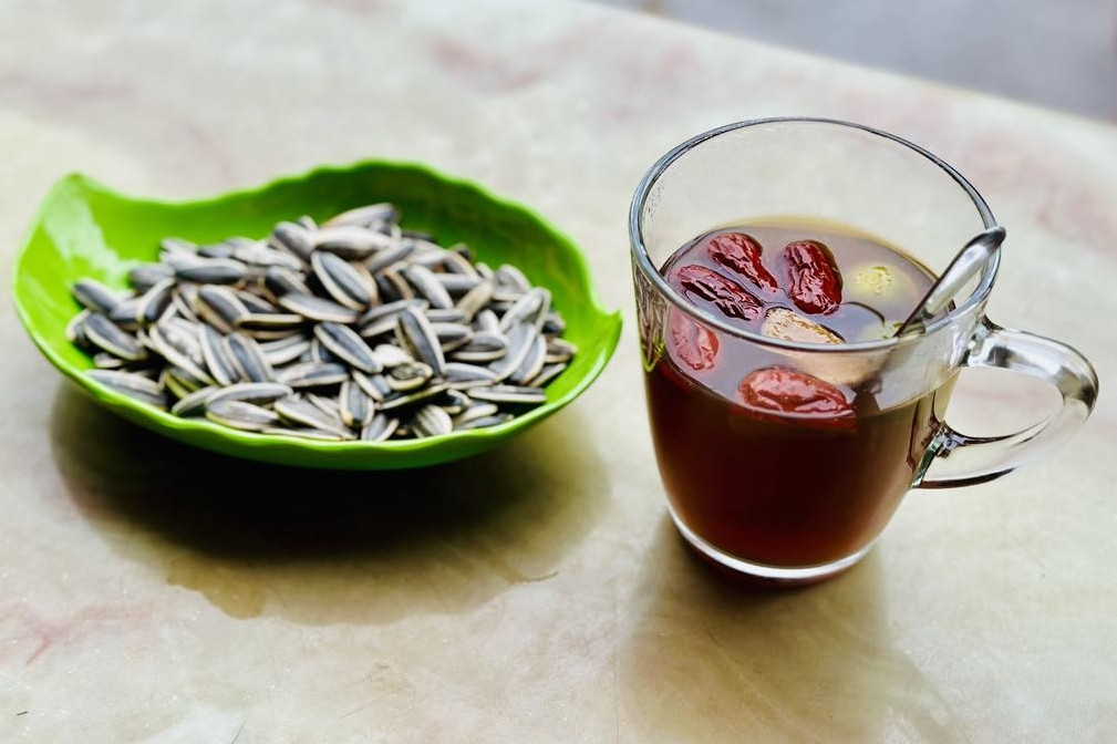 Sự thật về nguy cơ uống trà khi đói gây hại cơ thể