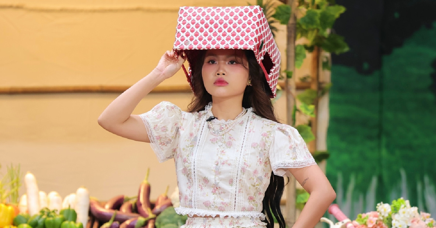 Trấn Thành tố Bích Phương lười nhảy, Phương Mỹ Chi hối lỗi với Negav ở 'Em xinh'