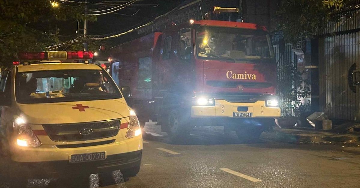 Cháy lớn ở chung cư TPHCM, 8 người tử vong