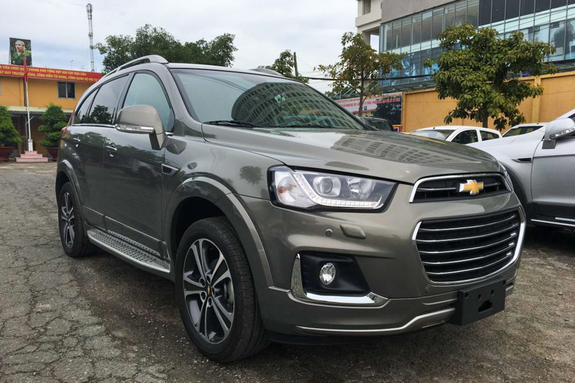 Chevrolet Captiva 2017.jpg