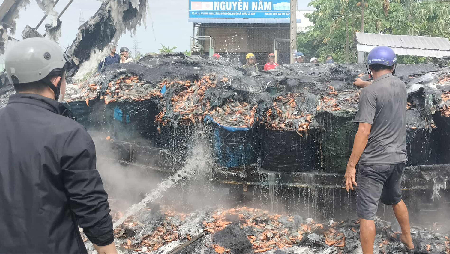 Hiện trường tai nạn CM 4.jpg