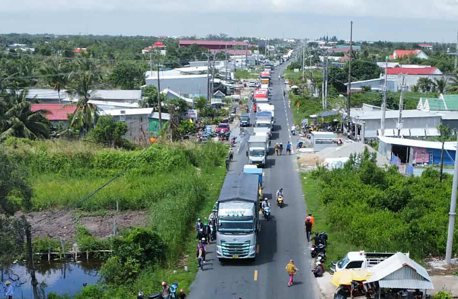 Hiện trường tai nạn CM 5.jpg