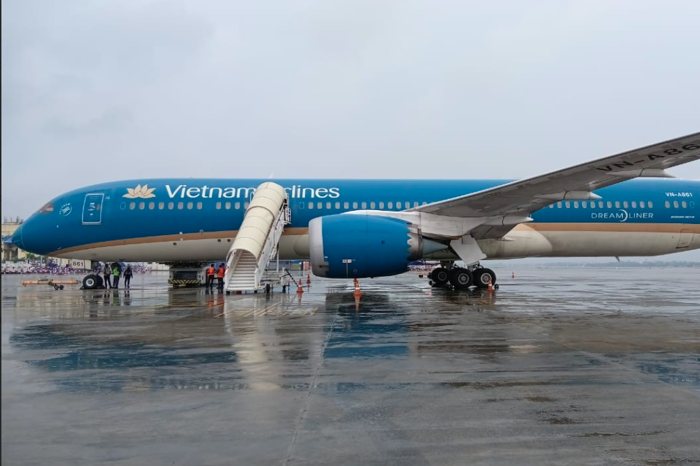 Máy bay từ London về Hà Nội phải chuyển hướng, hạ cánh khẩn cấp xuống Ấn Độ