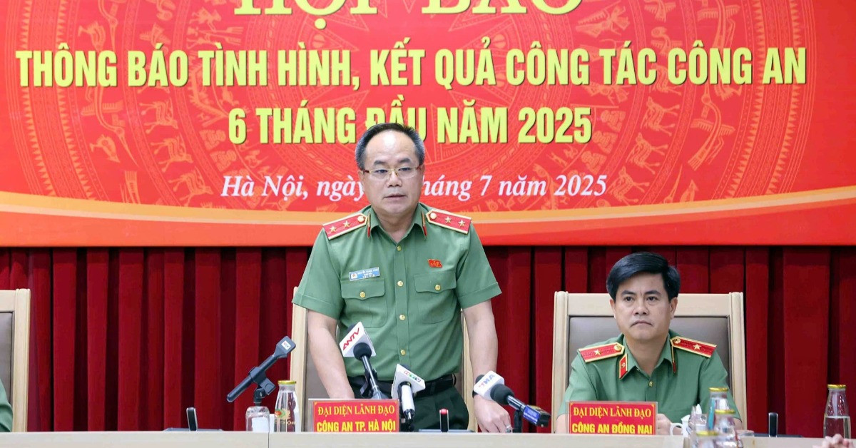 Vụ Mr Pips: Vợ của Mr Hunter bị bắt khi đang ch...