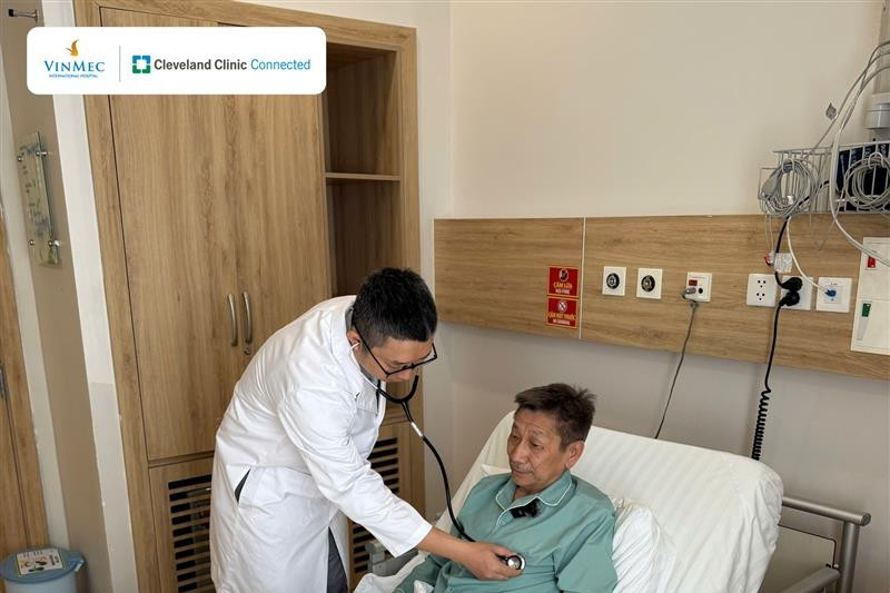 60 phút vàng cứu sống ngoạn mục Việt kiều Canada bị nhồi máu cơ tim tại Vinmec