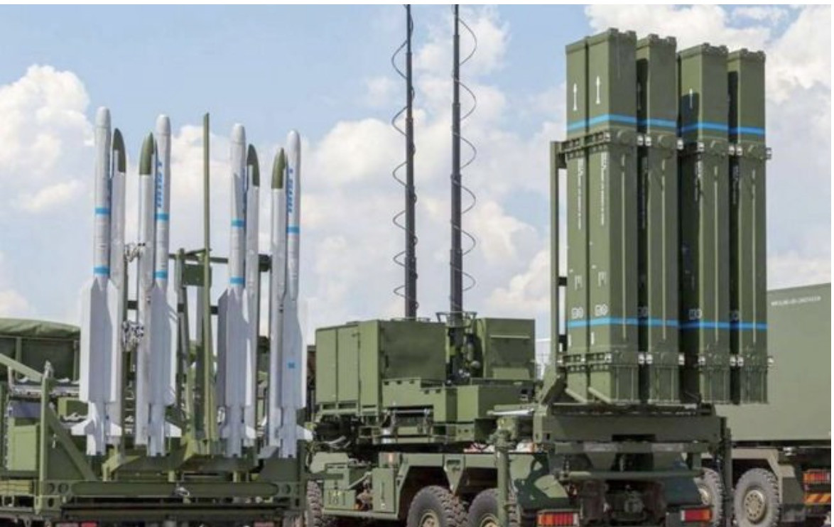Hệ thống phòng không IRIS-T do Đức sản xuất. Ảnh: Ukrainian Defense Ministry