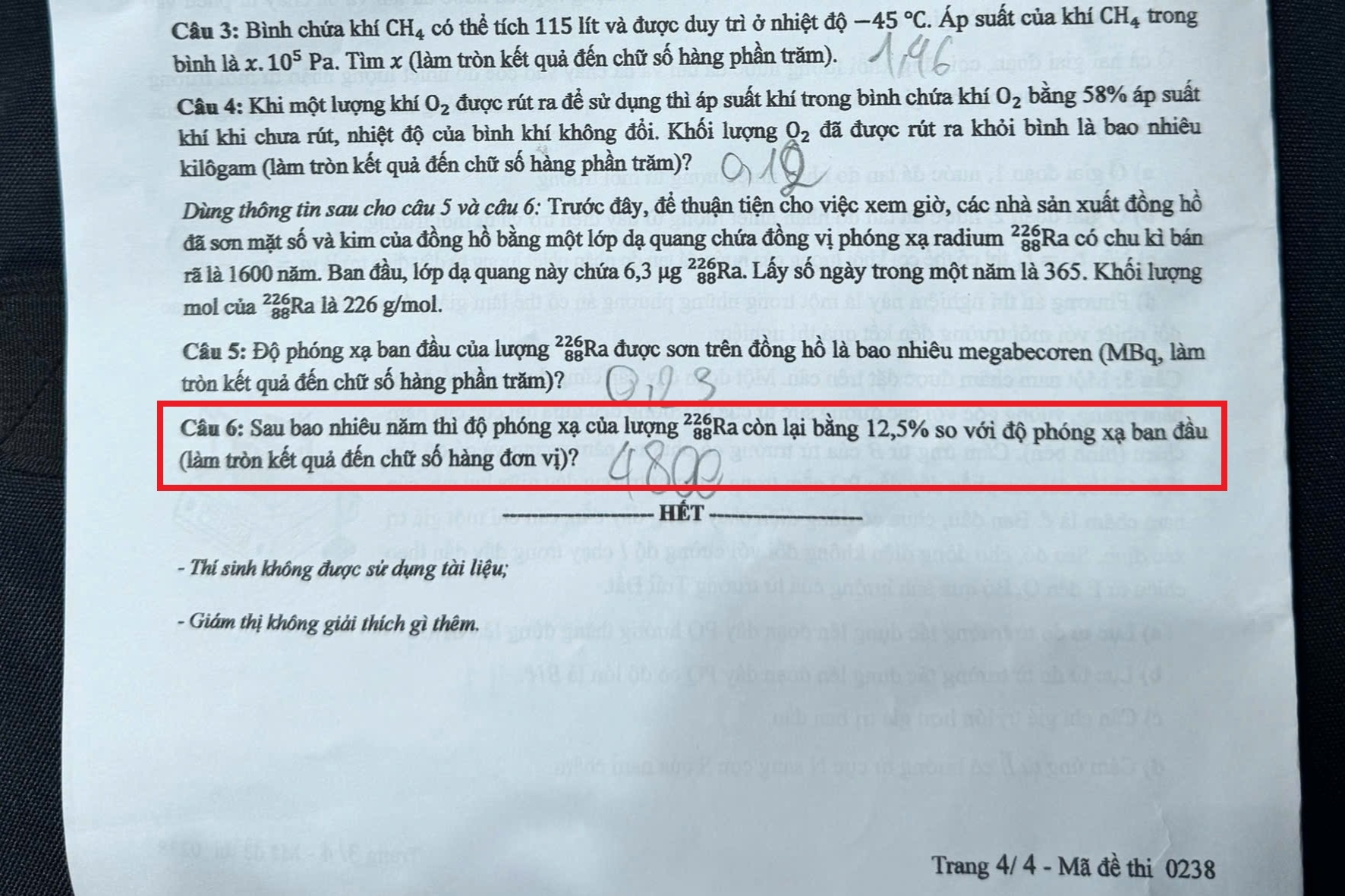 Một câu hỏi trong đề Vật lý thi tốt nghiệp THPT có 2 đáp án được công nhận đúng