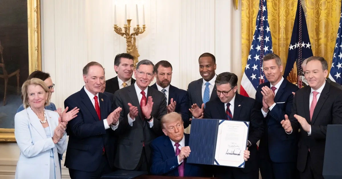 Ông Trump công bố thuế 25-40% lên 14 nước: Giá ...