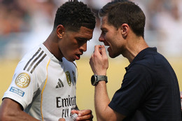 Real Madrid đấu PSG: Alonso hiện đại hơn Ancelotti