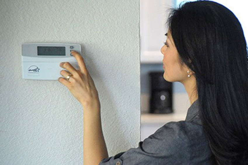 Vì sao khách sạn thường để nhiệt độ điều hòa rất lạnh?