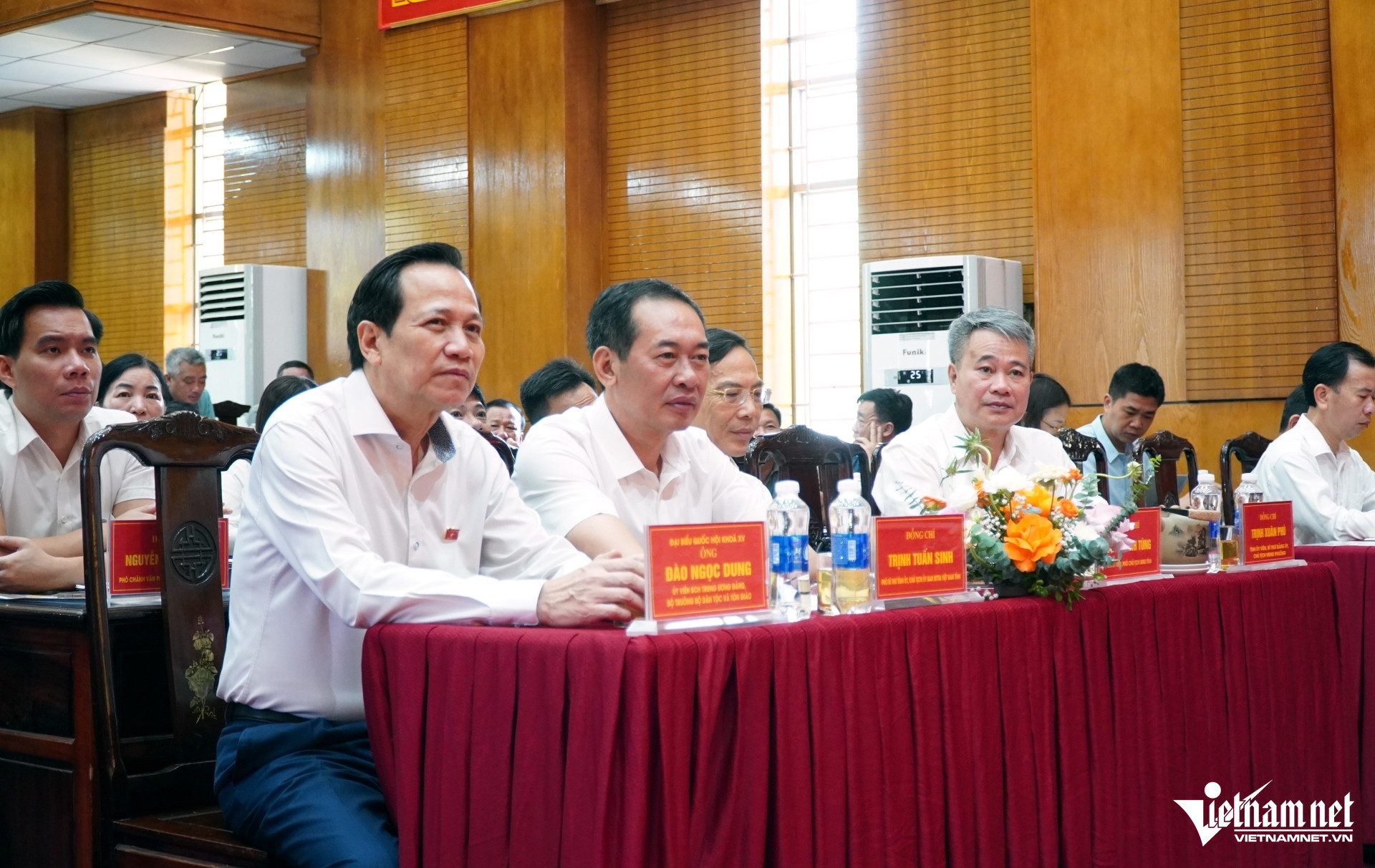 W-a2Bộ trưởng Đào Ngọc Dung.JPG.jpg