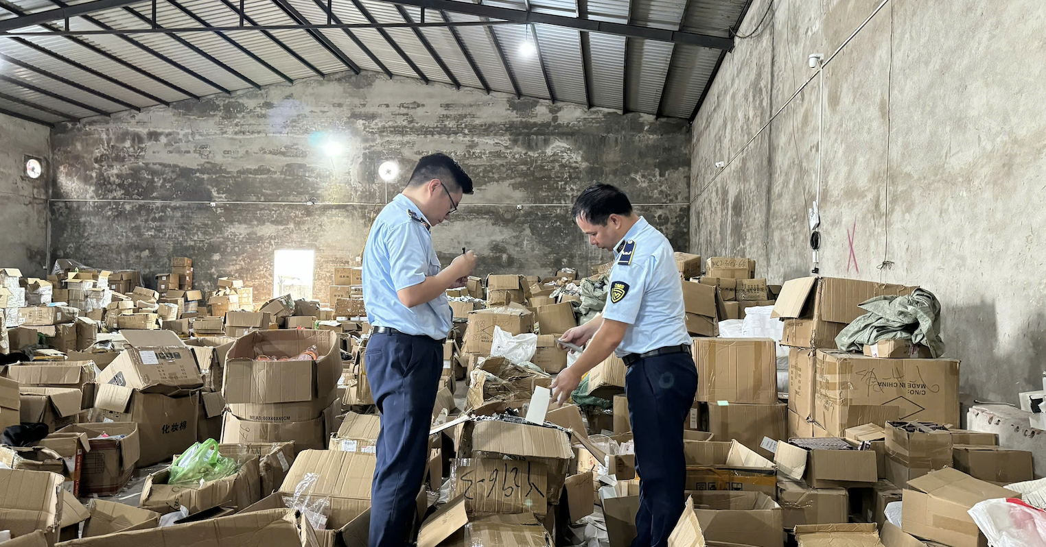 Lộ kho chứa 47.000 hàng lậu để bán trên TikTok, chủ địa điểm cho thuê qua đời 2 tuần trước