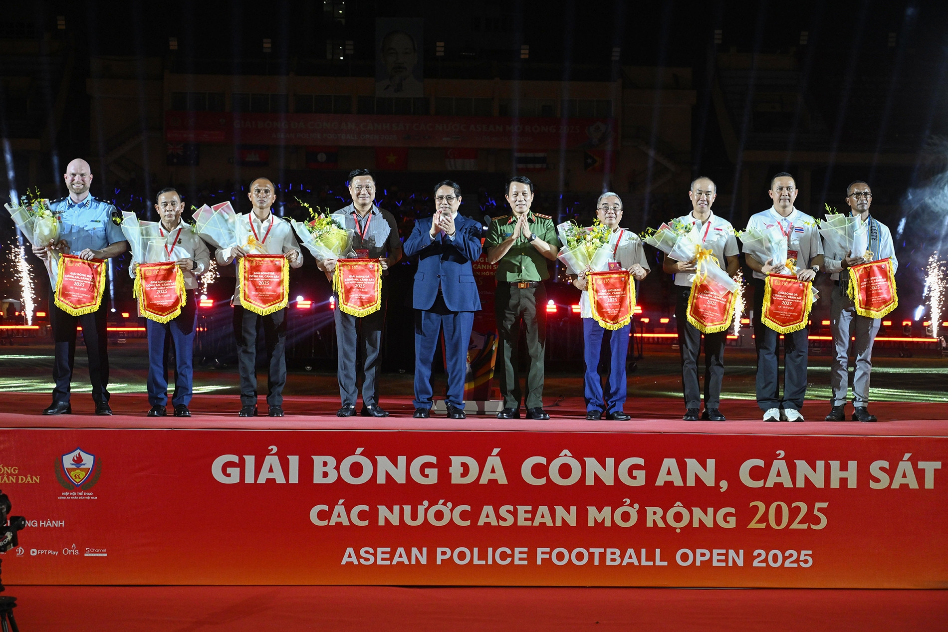 Tưng bừng Lễ khai mạc giải bóng đá Công an - Cảnh sát ASEAN