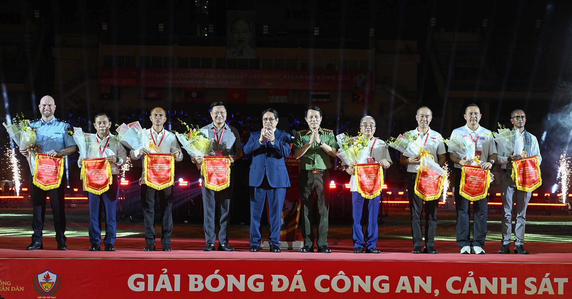 Tưng bừng Lễ khai mạc giải bóng đá Công an - Cảnh sát ASEAN