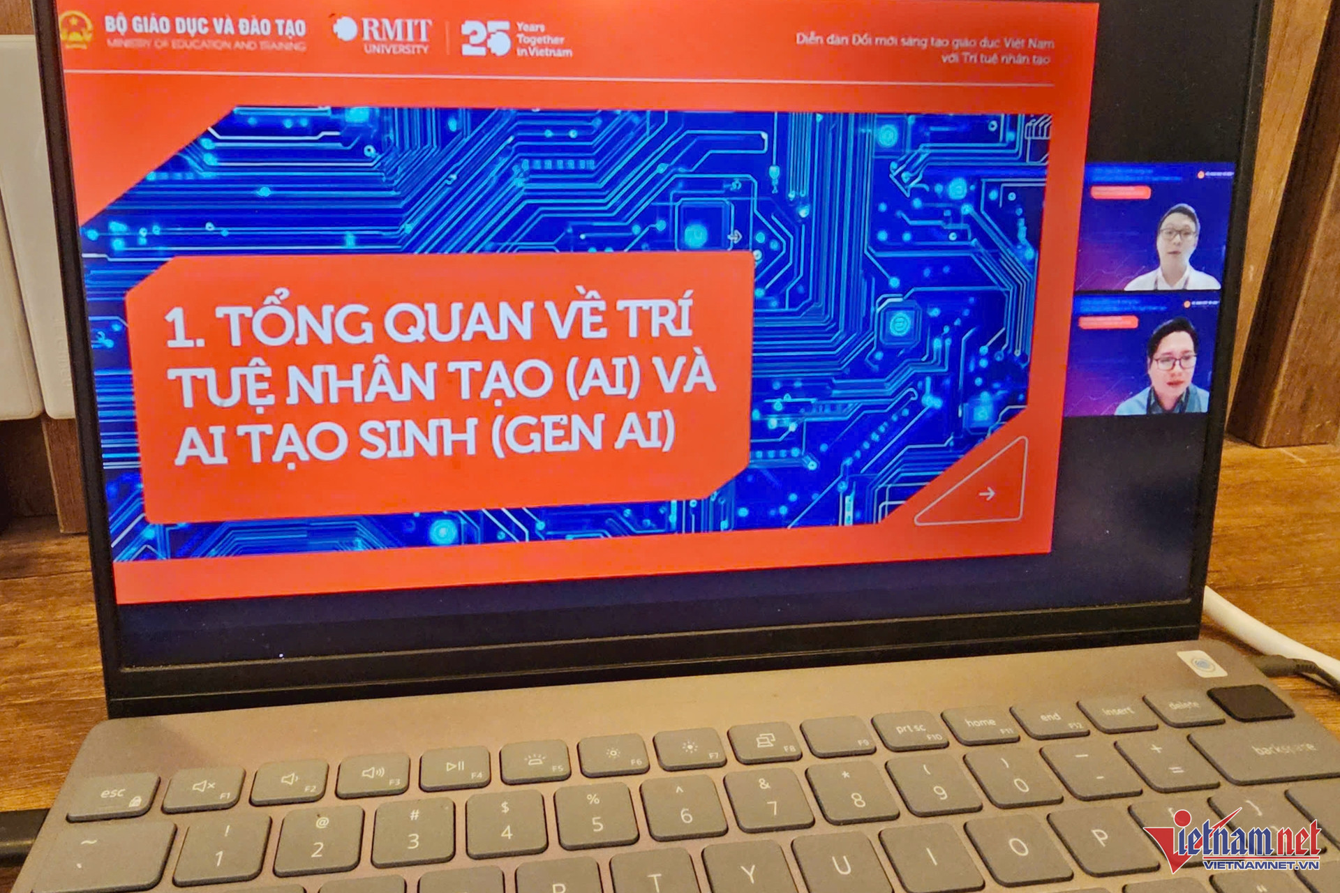 Tập huấn ứng dụng AI cho giáo viên, cán bộ quản lý giáo dục trên toàn quốc 1 W-ung dung AI trong giao duc 1 1.jpg