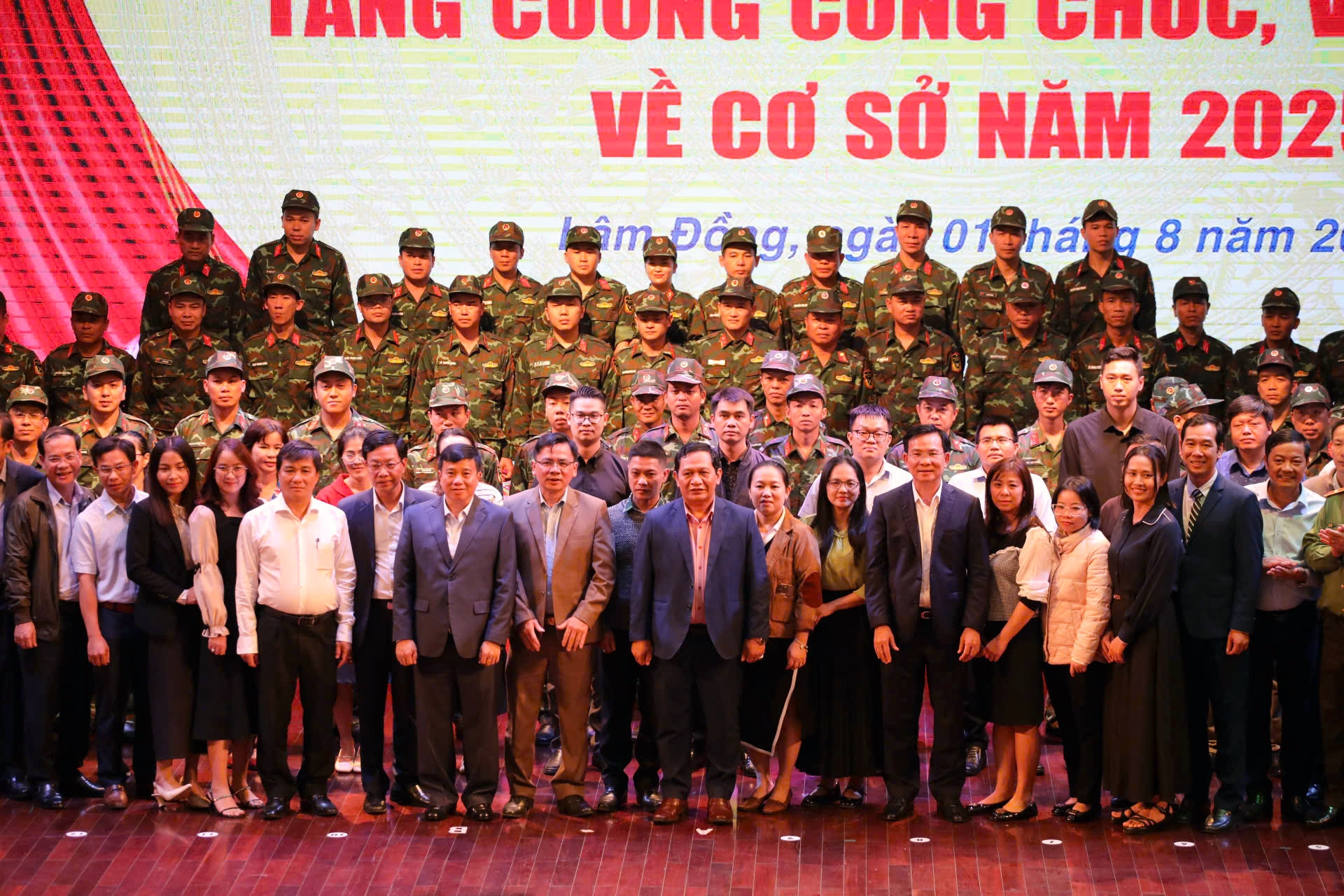 730 cán bộ 'tinh nhuệ' ở Lâm Đồng được biệt phái về xã, phường