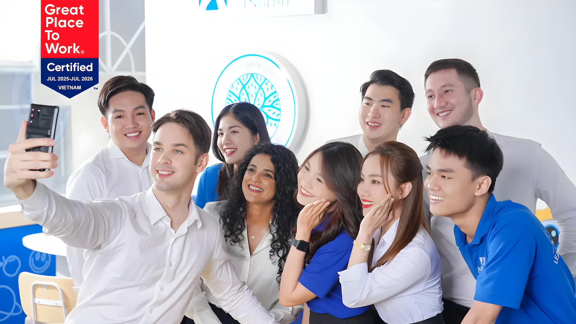 ­­Apollo English đạt chứng nhận ‘Nơi làm việc tuyệt vời’
