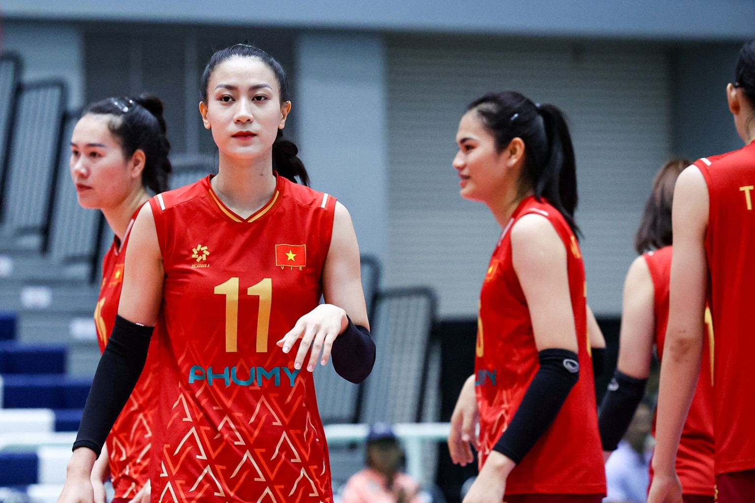 Bóng chuyền nữ Việt Nam làm nên lịch sử sau trận thắng Indonesia