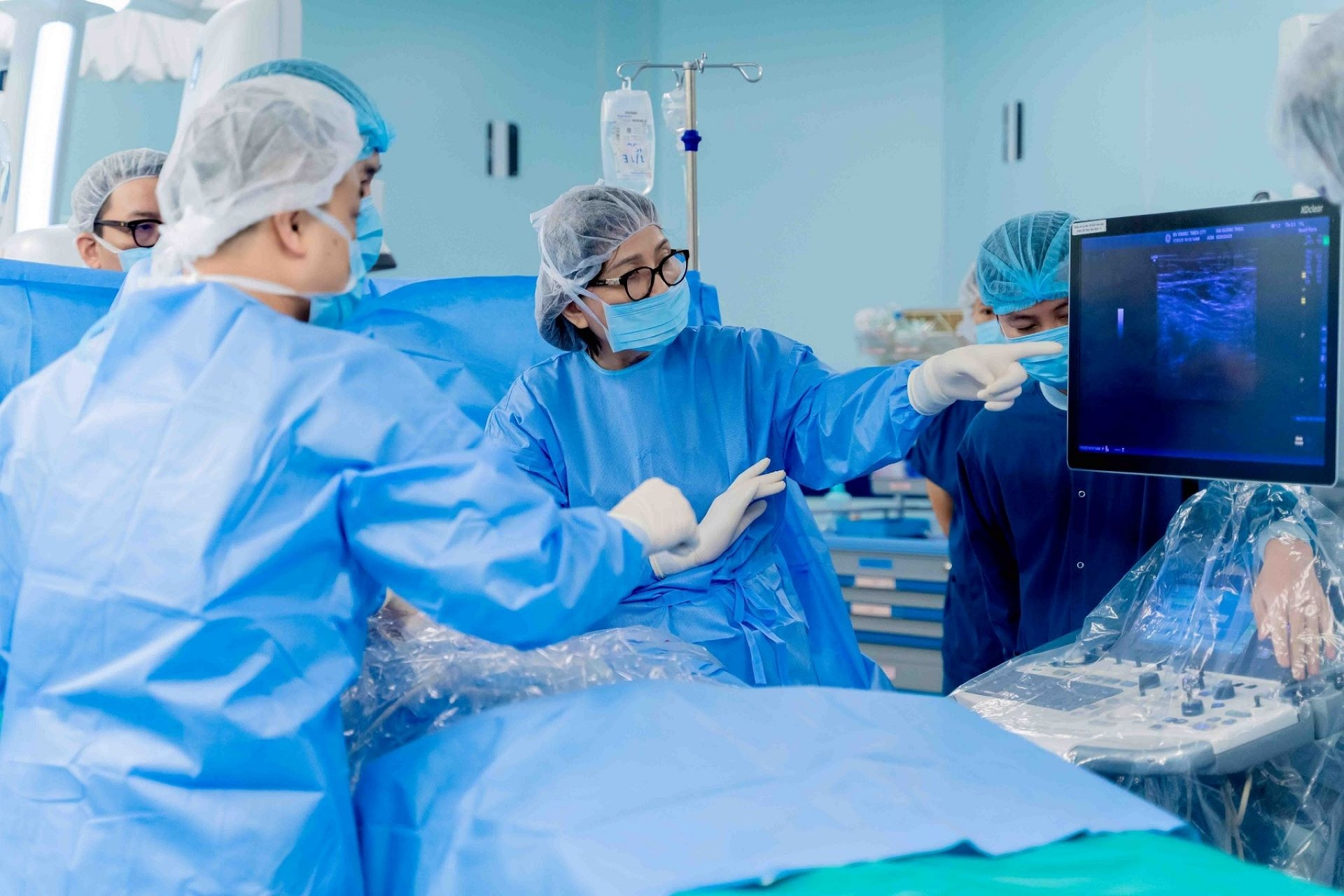 Đơn vị y tế ngoài công lập đầu tiên được thực hiện phẫu thuật điều trị thai nhi