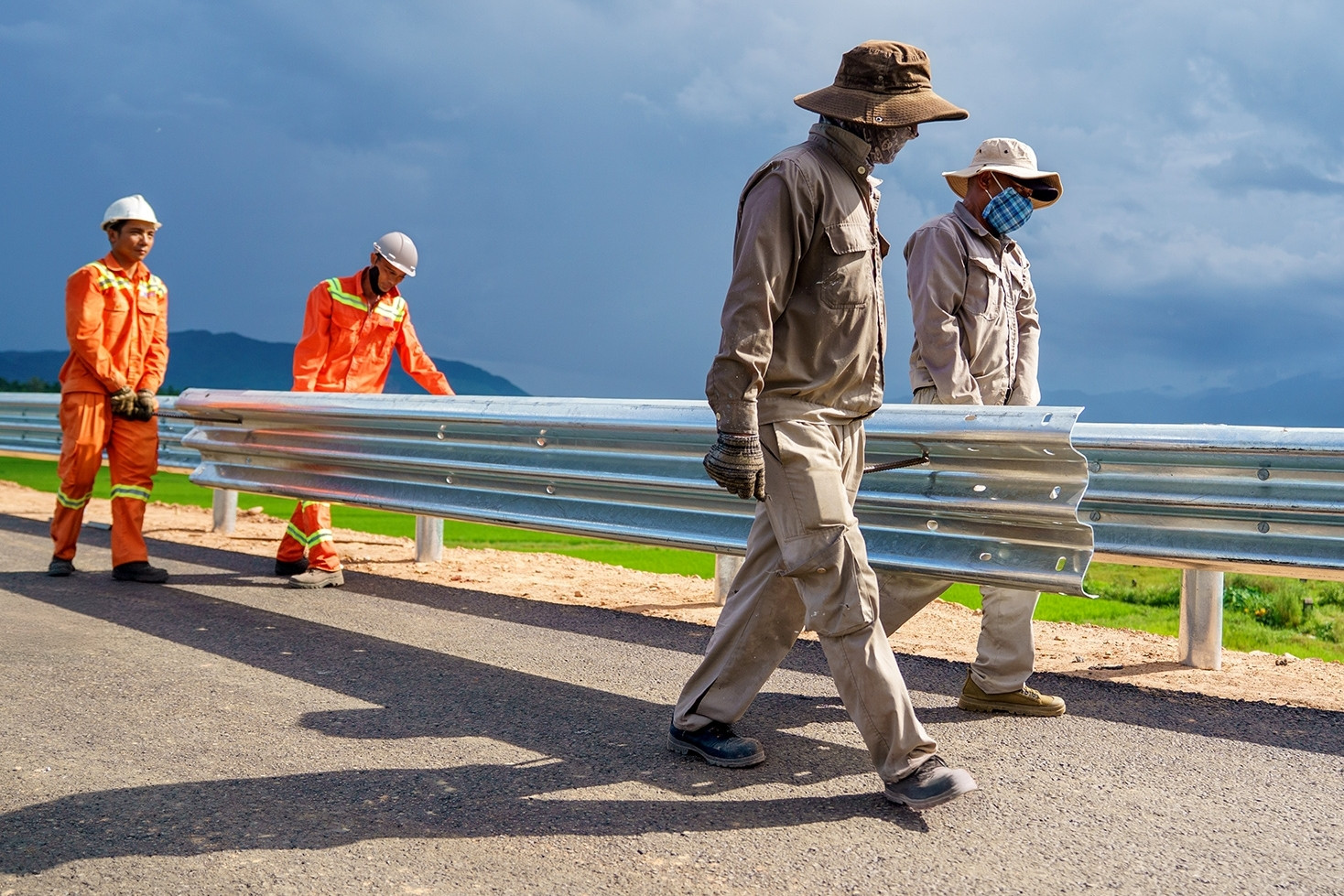 Hơn 3.100 người chia 50 mũi quyết hoàn thành cao tốc 20 nghìn tỷ đồng