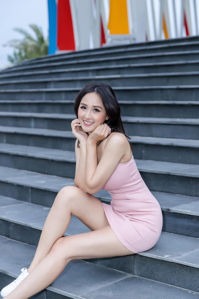 mai phuong thuy.jpg