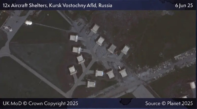 nga ukraine may bay quan su 2.jpg