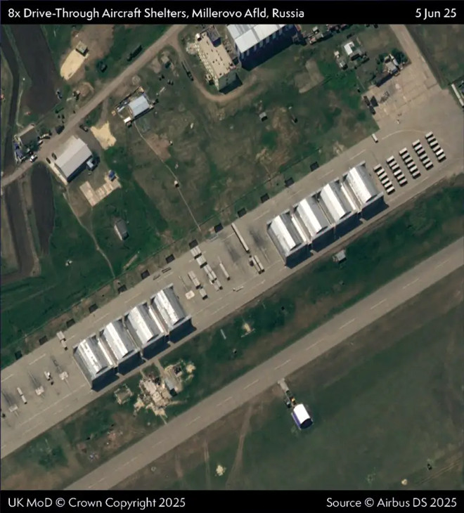 nga ukraine may bay quan su 3.jpg