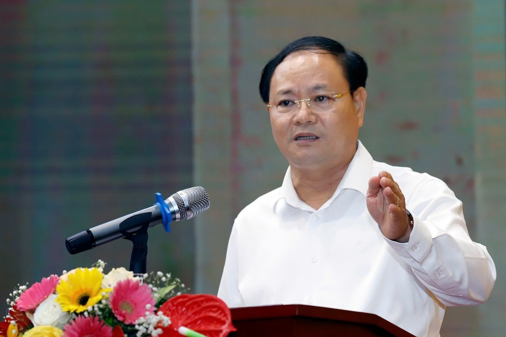 Thứ trưởng Bộ NN&MT: Đề nghị luân chuyển, biệt phái cán bộ địa chính từ tỉnh về xã