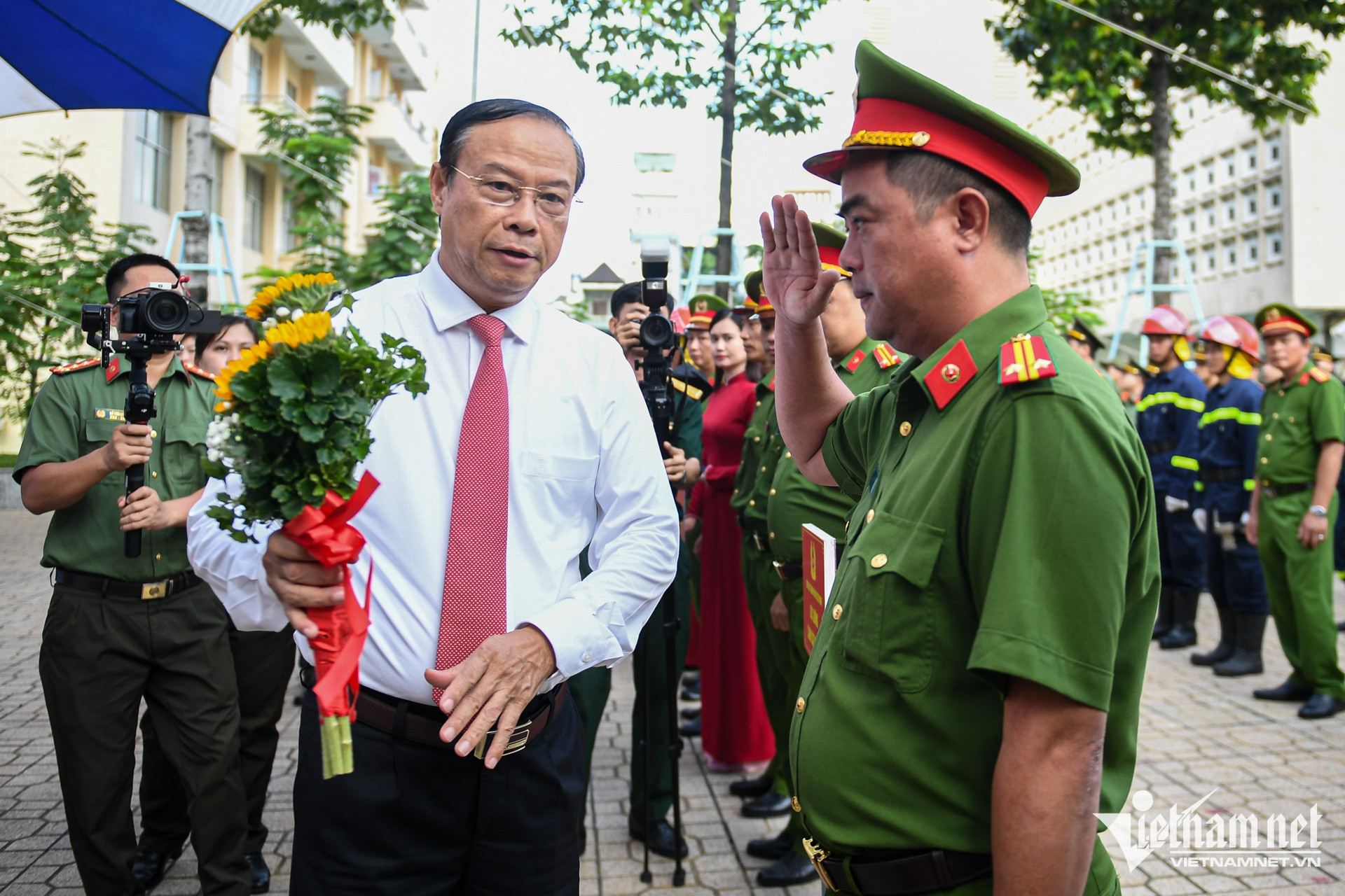 W-công an TPHCM   Nguyễn Huế 17.jpg