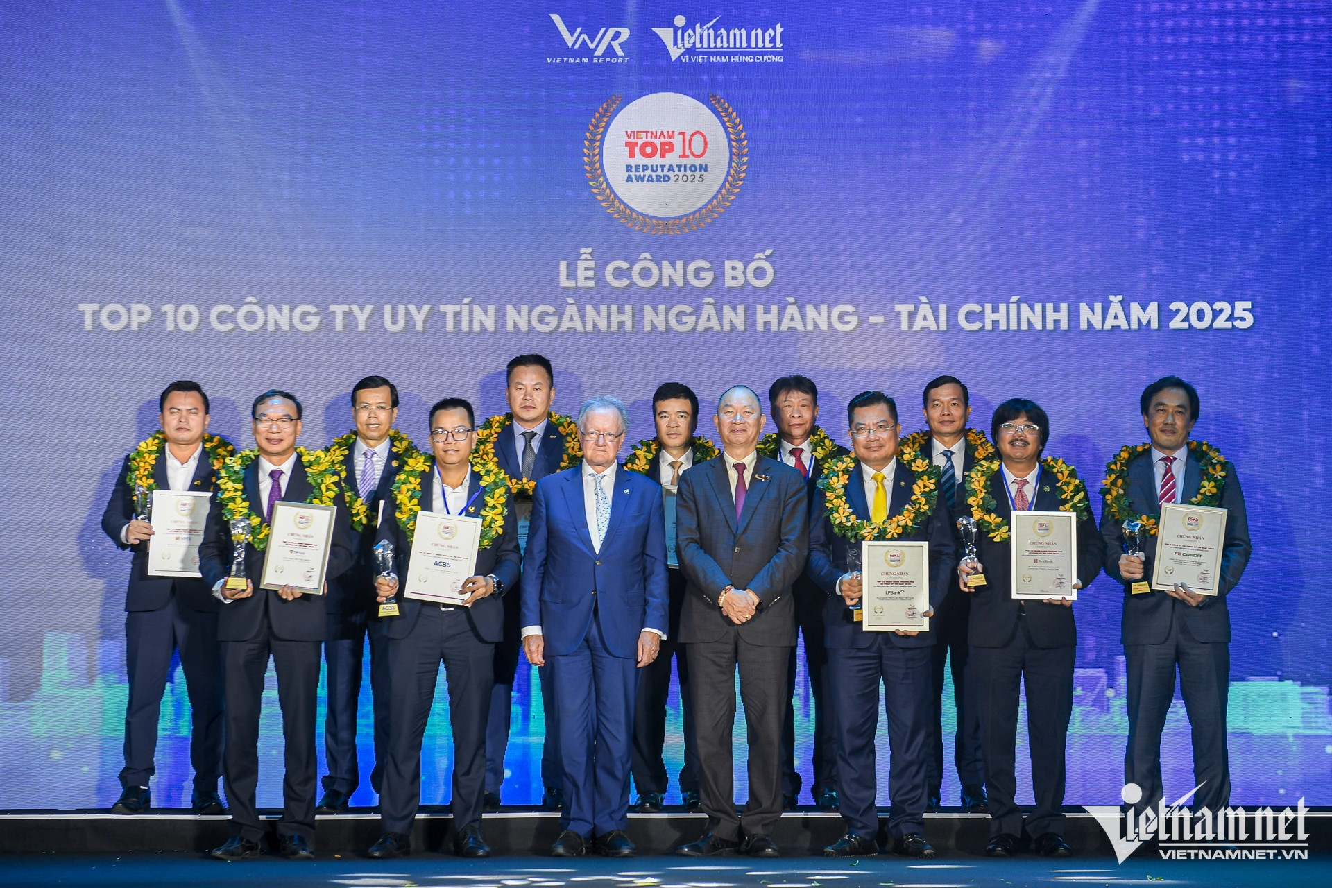 W-hội nghị CEO   Nguyễn Huế 23.jpg