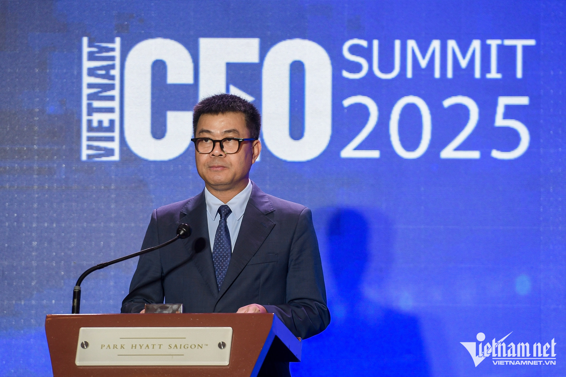 W-hội nghị CEO   Nguyễn Huế 3.jpg