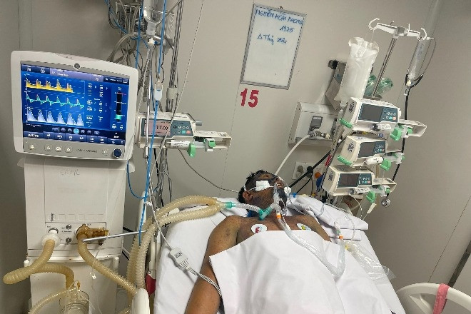 Xin giúp người đàn ông mắc thuỷ đậu, biến chứng nguy kịch có cơ hội sống