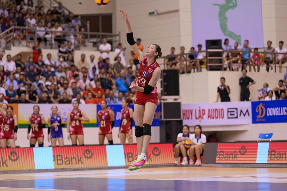 bong chuyen nu viet nam vs thai lan 1.jpg