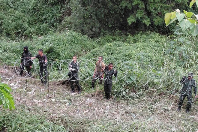 Campuchia phủ nhận cài thêm mìn ở biên giới, tố Thái Lan triển khai quân đội