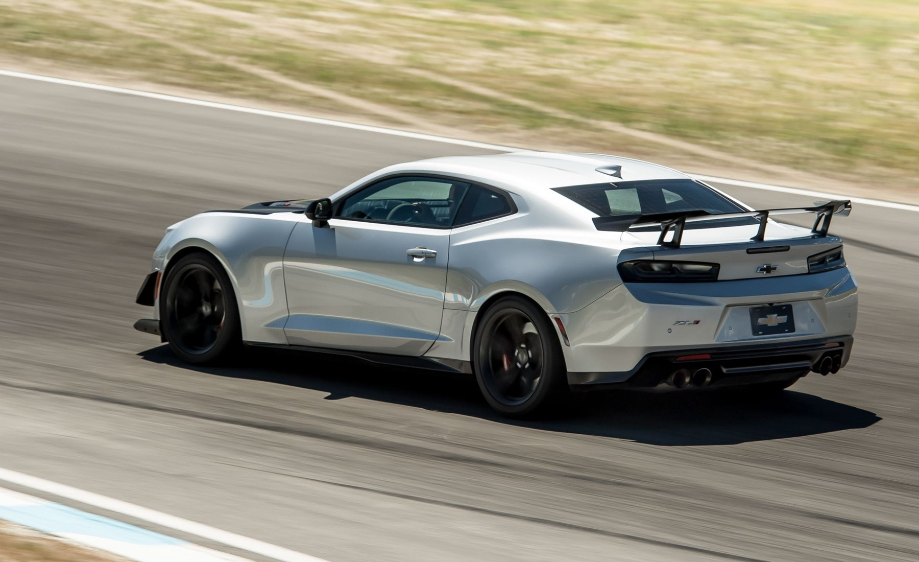 chevrolet camaro 3.jpg