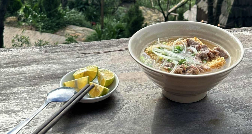 Điều gì xảy ra với sức khỏe khi bạn dùng mì ăn liền hằng ngày?