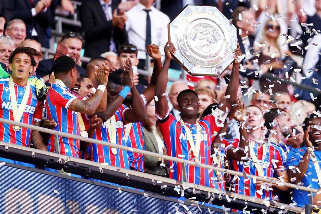 Hạ gục Liverpool, Crystal Palace đoạt siêu cúp Anh