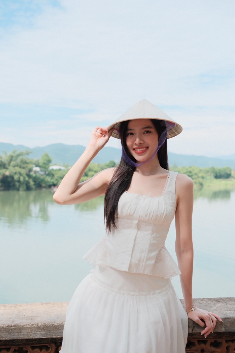 hanh nguyen.jpg