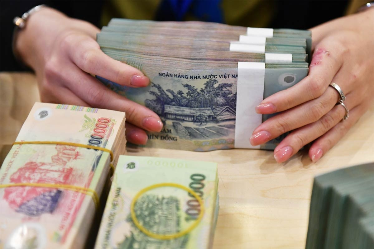 Người Việt vào casino phải mua vé 2,5 triệu đồng/ngày; tiếp tục đàm phán thương mại đối ứng với Mỹ