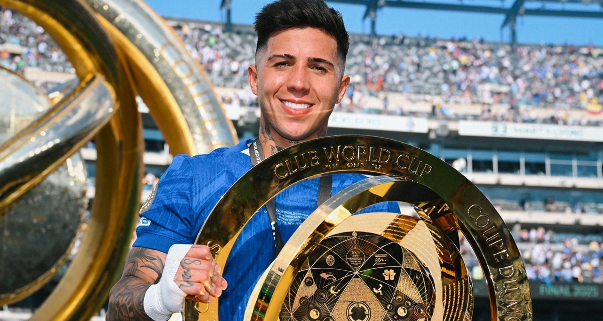 Quyết đòi món nợ trước Chelsea, PSG chơi lớn chiêu mộ cầu thủ đắt giá nhất lịch sử The Blues?