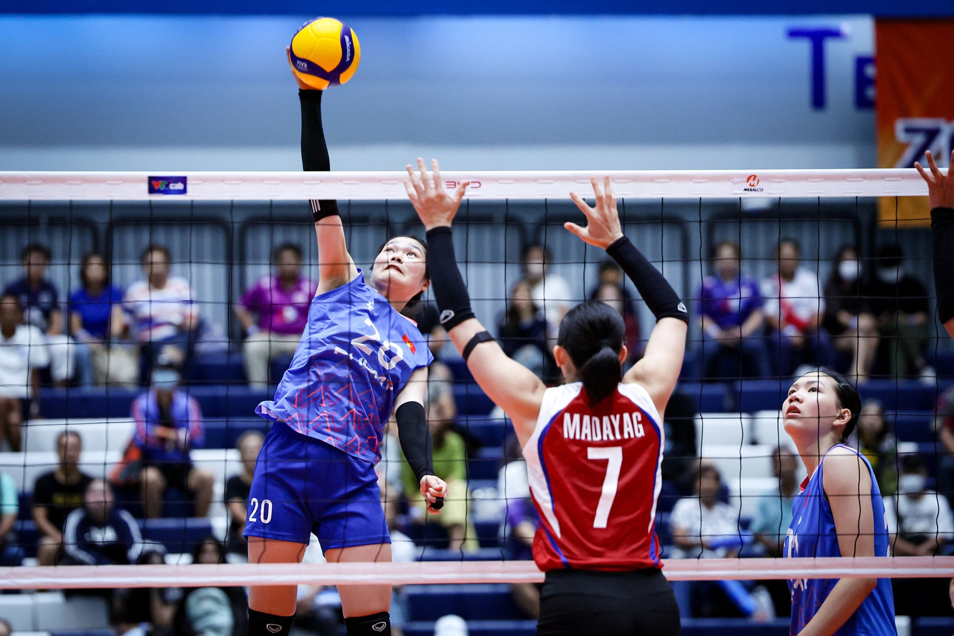 Trực tiếp bóng chuyền nữ Việt Nam 0-0 Thái Lan: Set 1 khó khăn