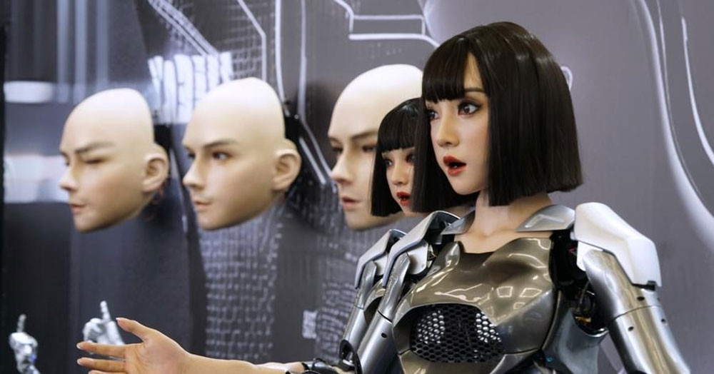 Trung Quốc ra mắt siêu thị robot hình người: Cuộc đua nghìn tỷ USD khốc liệt