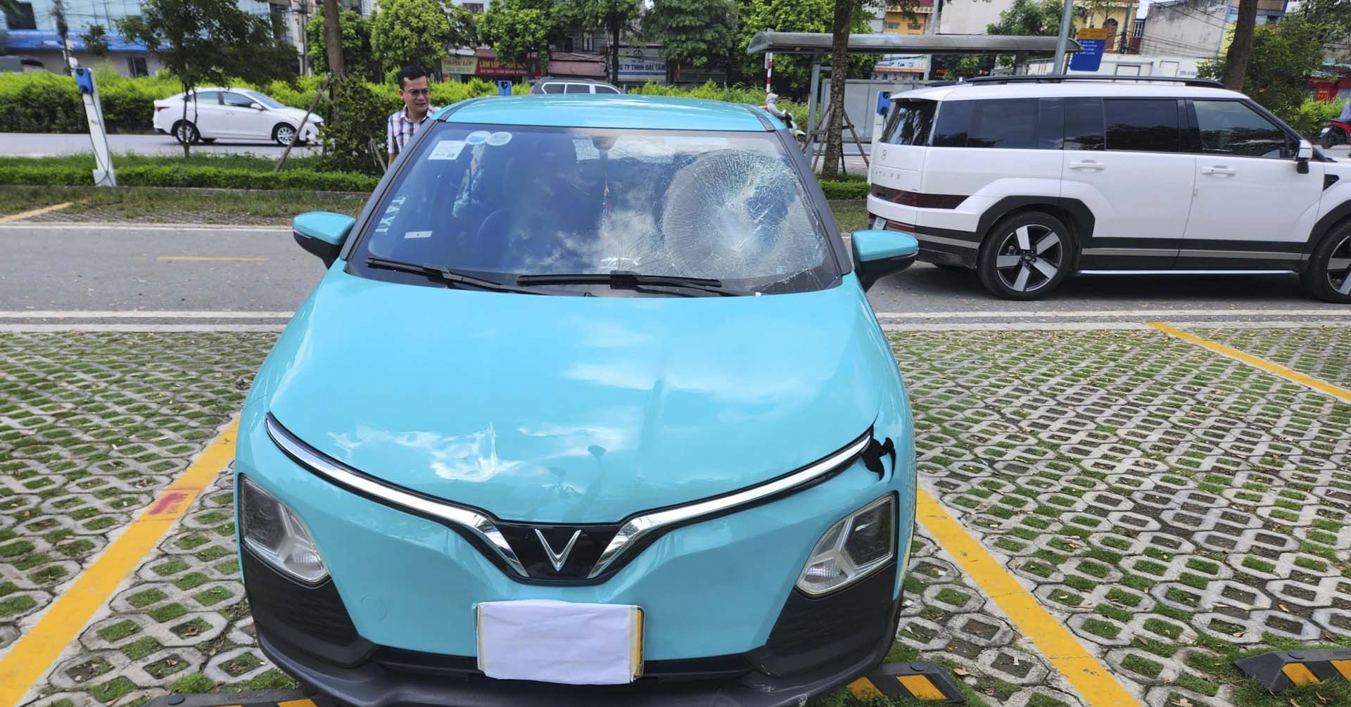 Vụ taxi công nghệ tông nhóm thanh niên: Giám đốc Công an chỉ đạo &amp;apos;nóng&amp;apos;