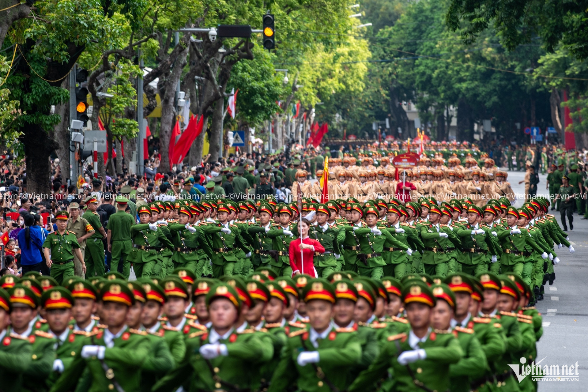 W-Hà Nội6.jpg