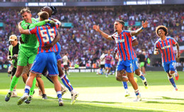 www_thesun_co_uk justin devenny crystal palace celebrates 1015548398.jpg