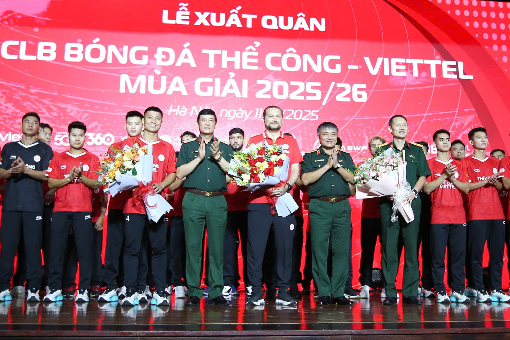 Thể Công Viettel đặt mục tiêu vô địch V-League 2025/26