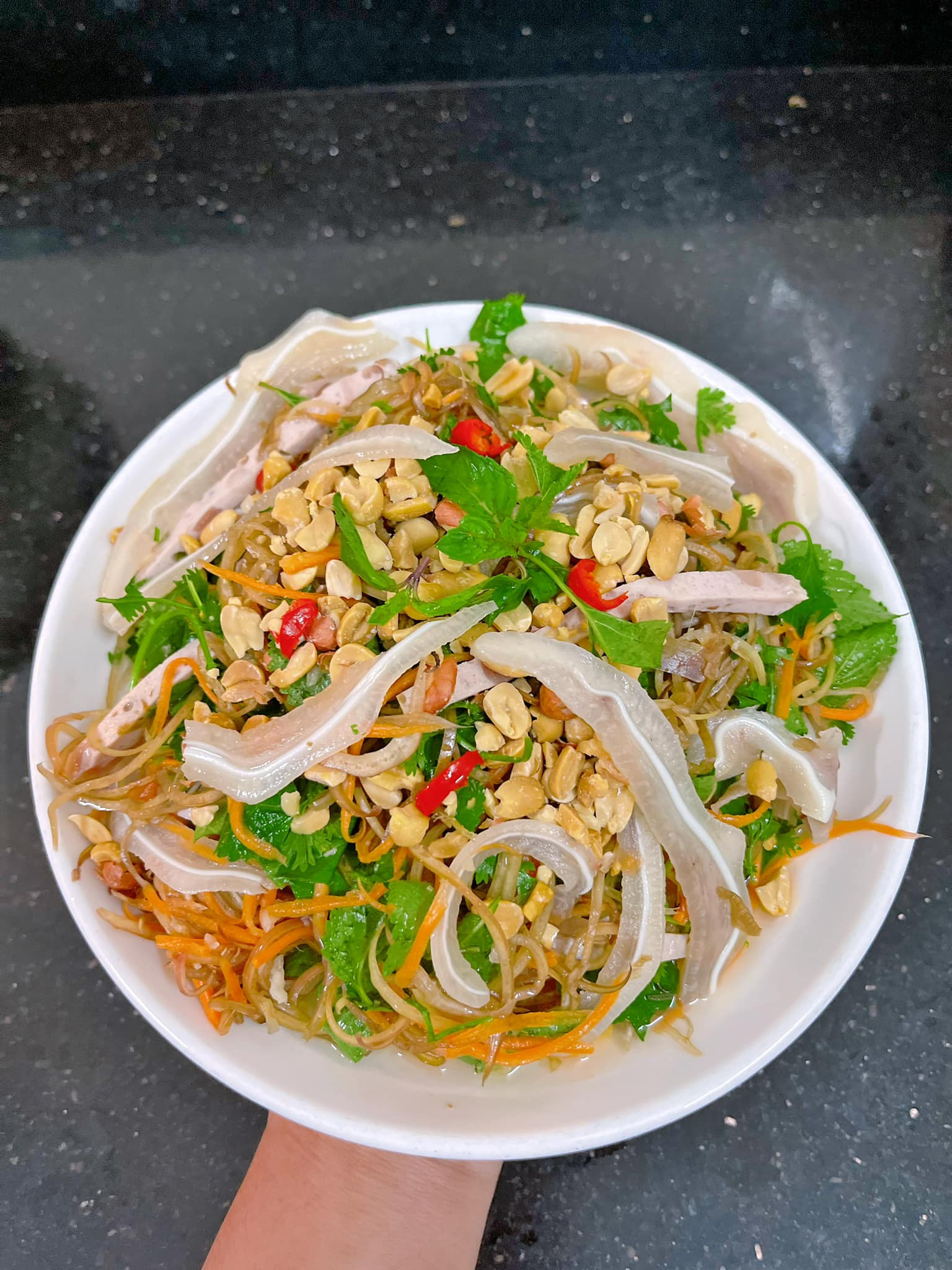 cach lam mon nom hoa chuoi.jpg