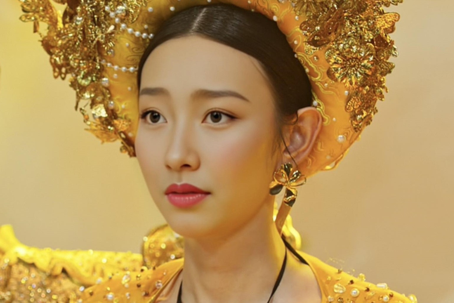 Cảnh ế ẩm của phim dùng AI thay thế hoa hậu Thùy Tiên sau khởi tố