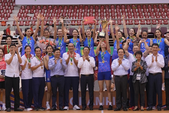 Chiếu lại màn ngược dòng lịch sử của bóng chuyền nữ Việt Nam trước Thái Lan