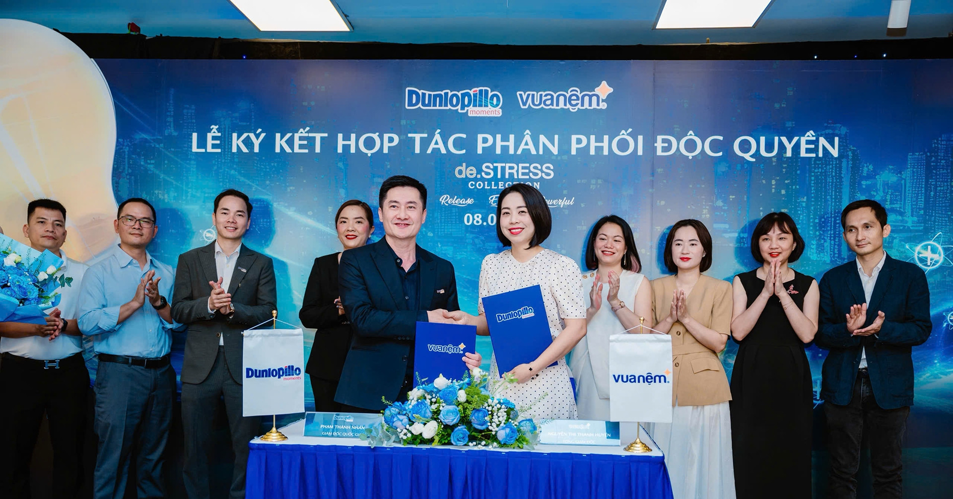 Dunlopillo và Vua Nệm hợp tác phân phối độc quyền bộ sưu tập de.STRESS